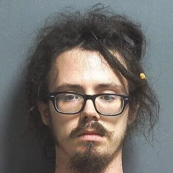 Linton man and woman facing drug charges