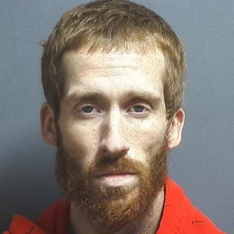 Wanted man leads GCSD on a foot pursuit