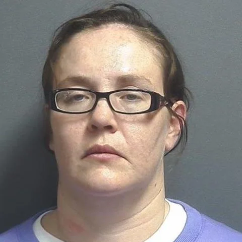 Worthington woman arrested on drug charges