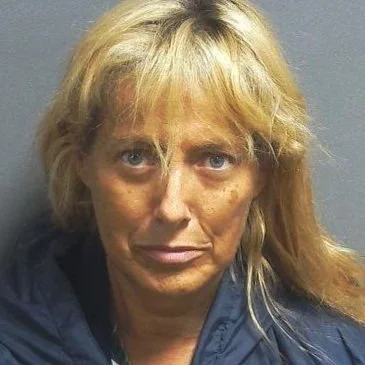 Woman arrested after failing to return a borrowed car