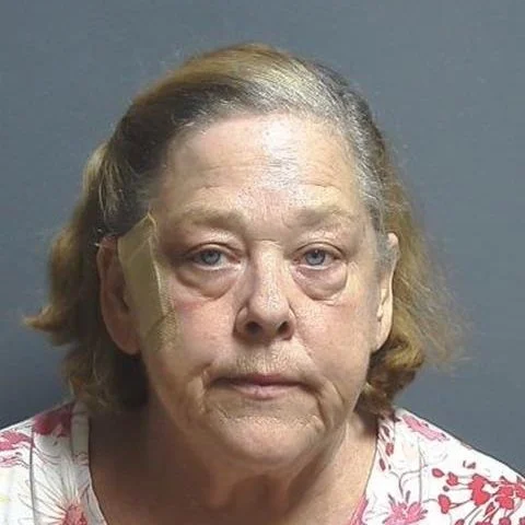 UPDATED WITH ARREST..... Wanted: Woman accused of stealing from produce stand