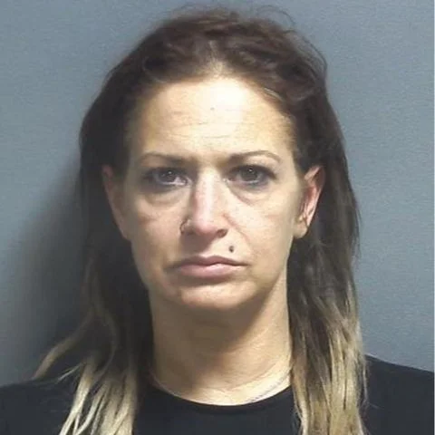 Shoplifter said she thought the no-trespassing orders had been dropped