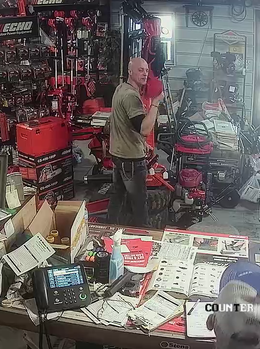 GCSD asks for help to identify suspect in theft investigation