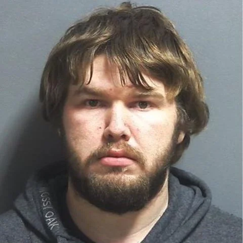 Runaway juvenile from Kentucky located in Greene County; One Linton man and one Kentucky man arrested