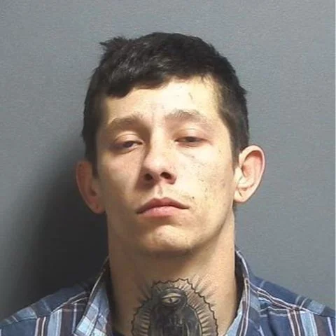 Man wanted on two warrants arrested after running from law enforcement