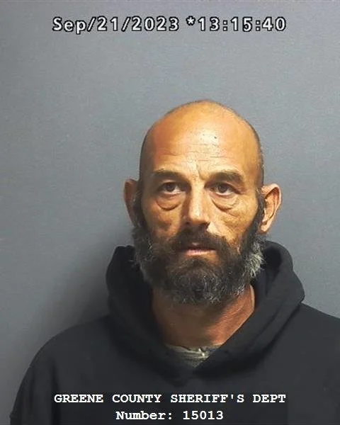 Linton man arrested after leaving the scene of accident