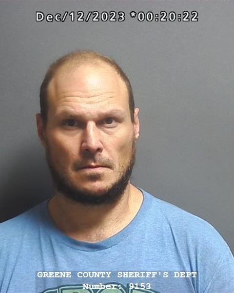 Linton man arrested on domestic battery charge