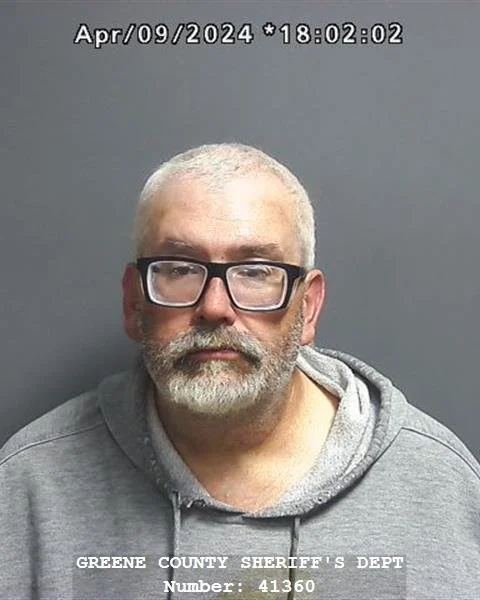 Linton man arrested after having two accidents while operating a vehicle while intoxicated