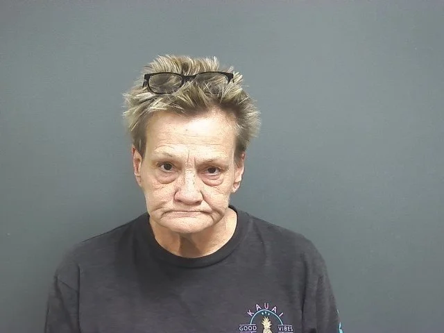 Worthington woman arrested for operating while intoxicated with prior conviction