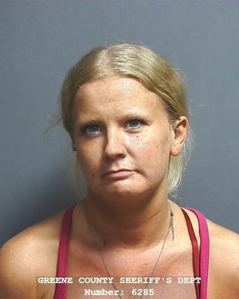 Linton woman arrested for domestic battery in front of a child