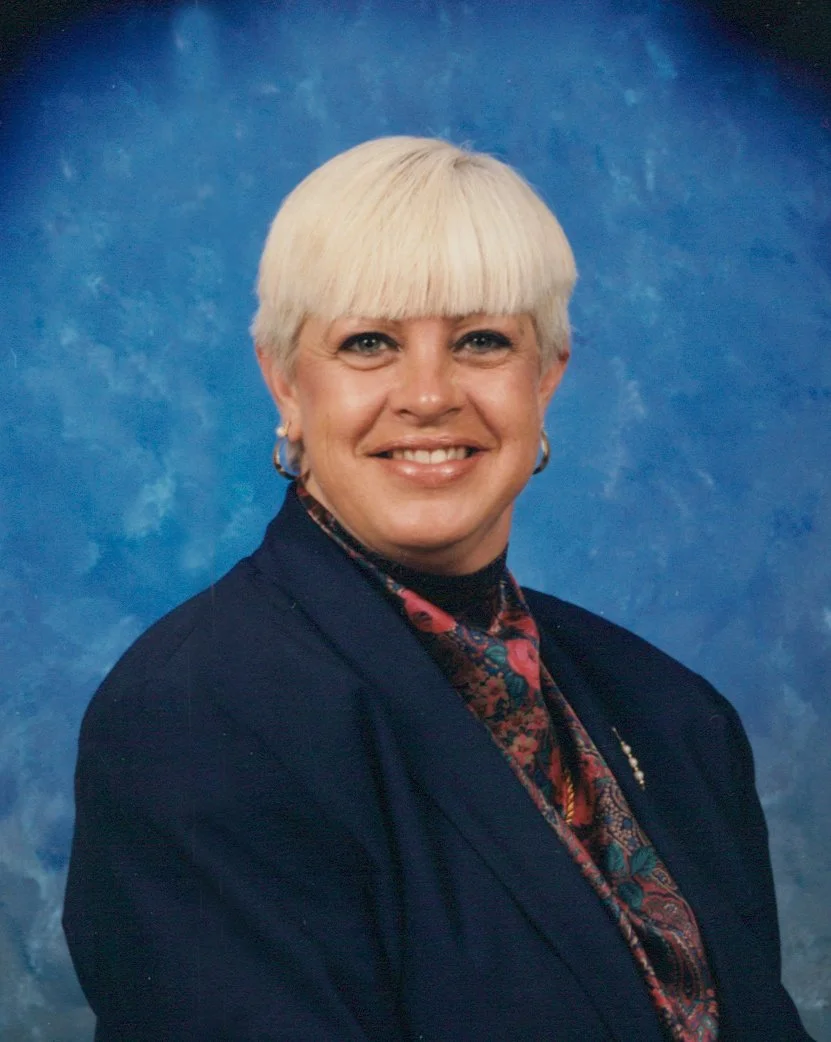 Nancy Lou (Clifford) Lynch