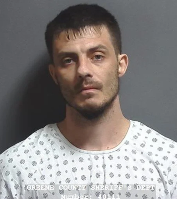 Solsberry man faces charges after alleged high-speed drive through Greene County, foot pursuit