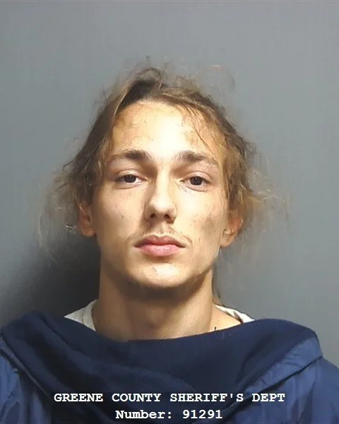 Indianapolis man arrested after alleged firearm threat, foot chase in Linton