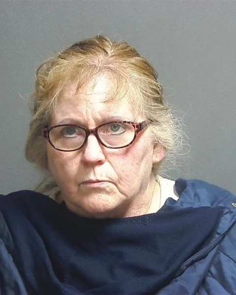 Newburgh woman charged with methamphetamine possession following traffic stop