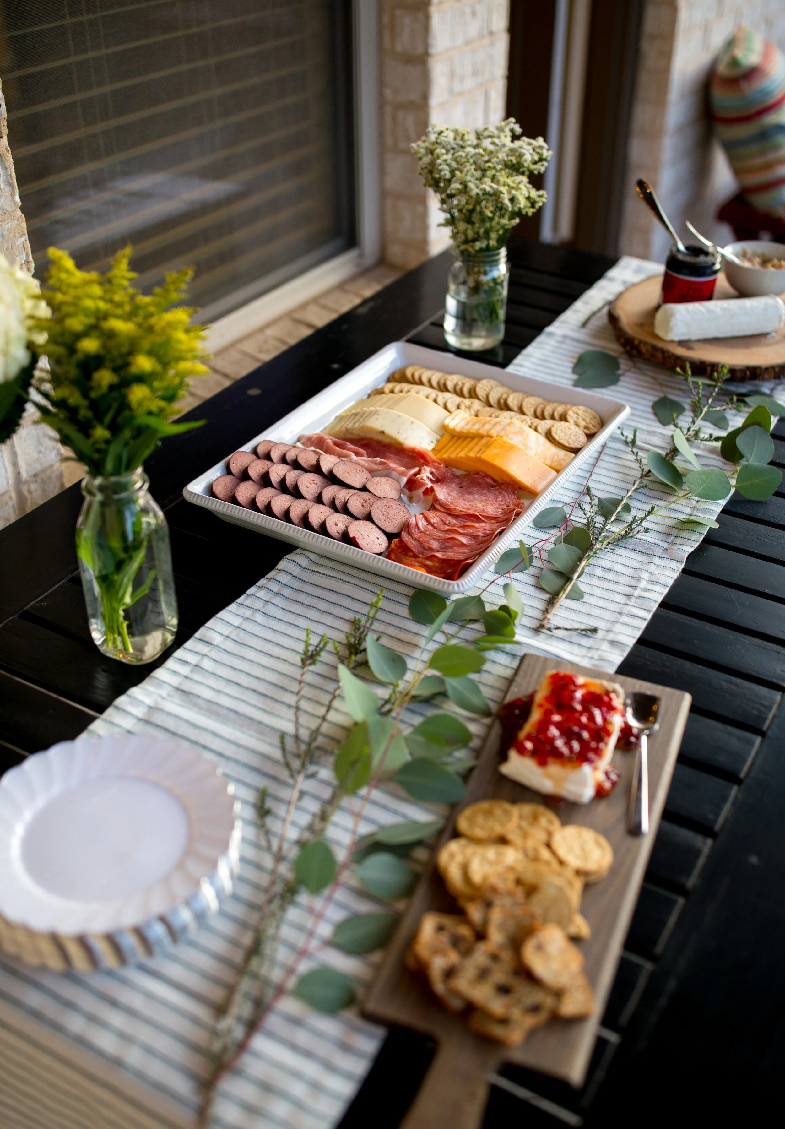 foodtable.jpg
