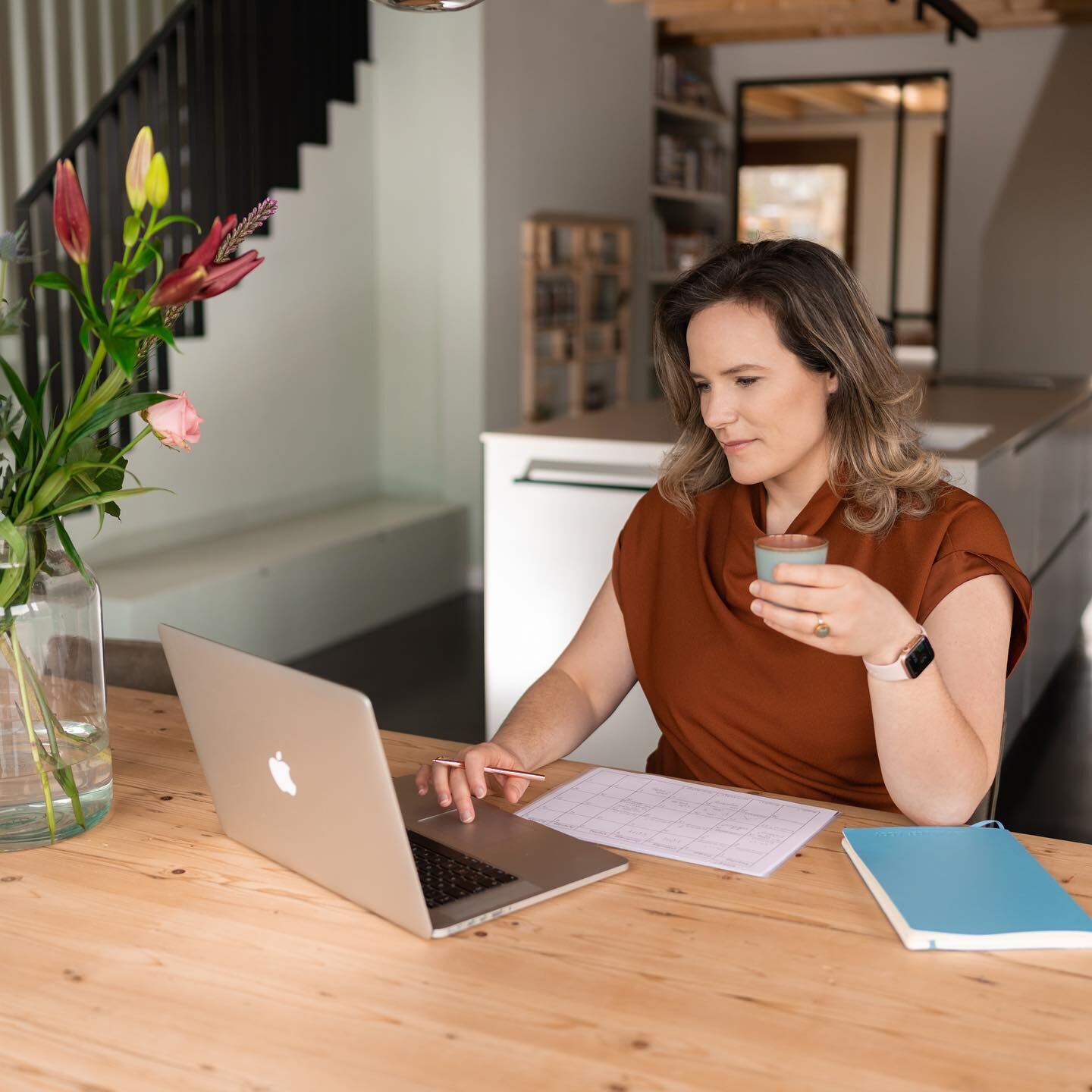 &ldquo;Je zult zeker wel minder werk hebben in deze tijd?&rdquo; Die vraag krijg ik best vaak. Maar het tegendeel is waar. Mijn winst is tot nu toe elk jaar gegroeid, ook in 2020. Waarschijnlijk omdat de horeca dicht was 😂 En ja, er wordt best wat a