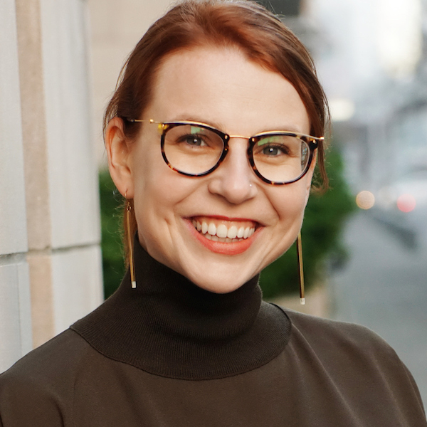 SarahMcCarthy_600x600.jpg