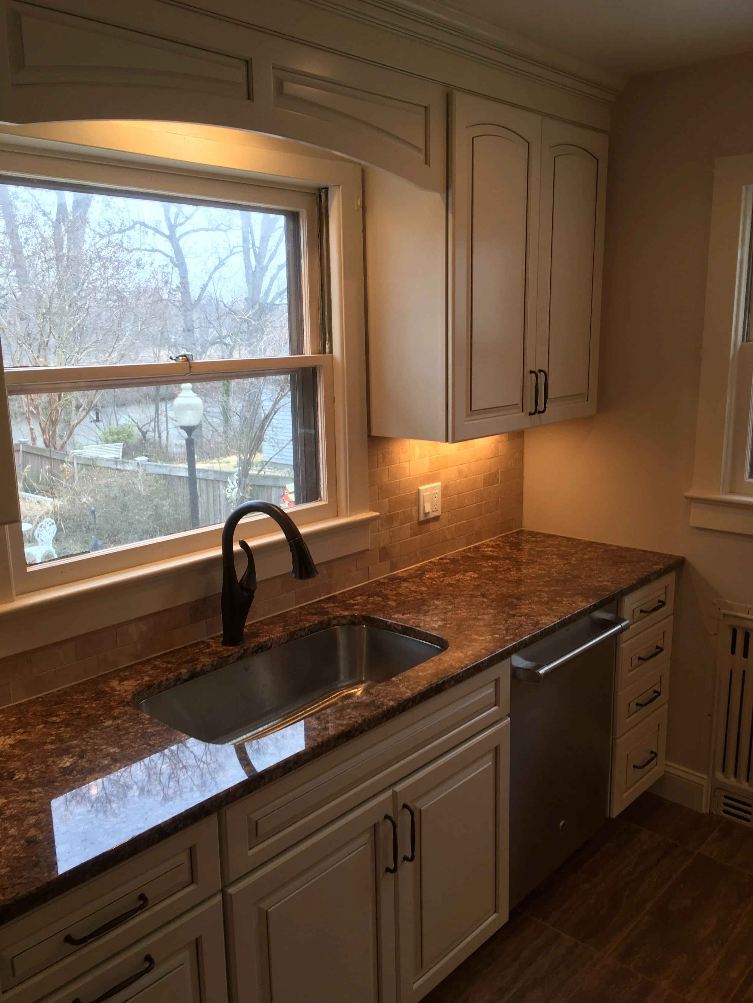 Kitchennj2.JPG