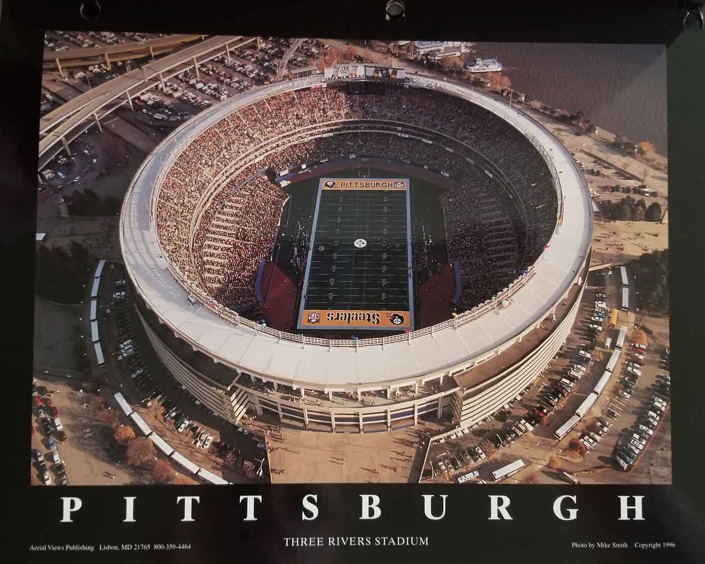 29 NFL Pittsburg-Steelers-old Three-Rivers-Stadium.jpg