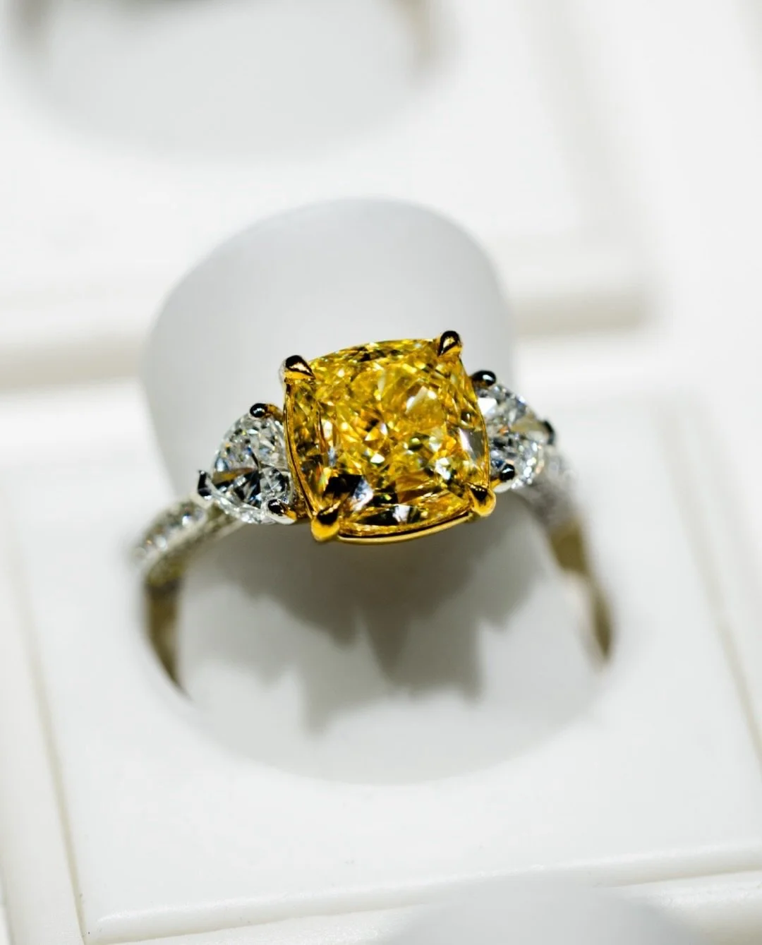 A closer look at some of the beautiful pieces and memorable moments that make every InterGem show special. From remarkable gemstones to stunning fine jewelry, there&rsquo;s always something worth exploring.
Visit www.intergem.com for more information