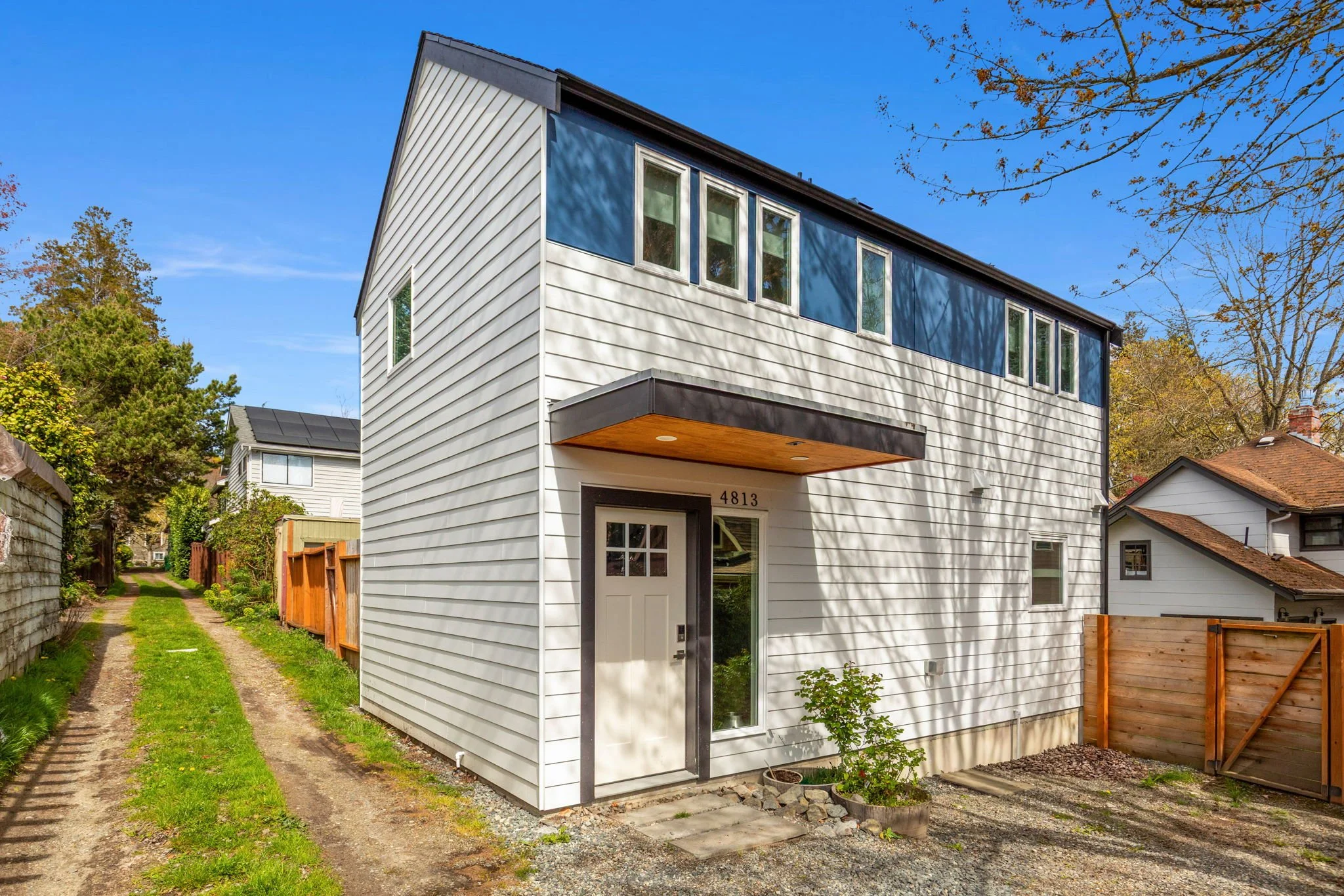 4815 37th Ave NE, Seattle WA_0001.jpg