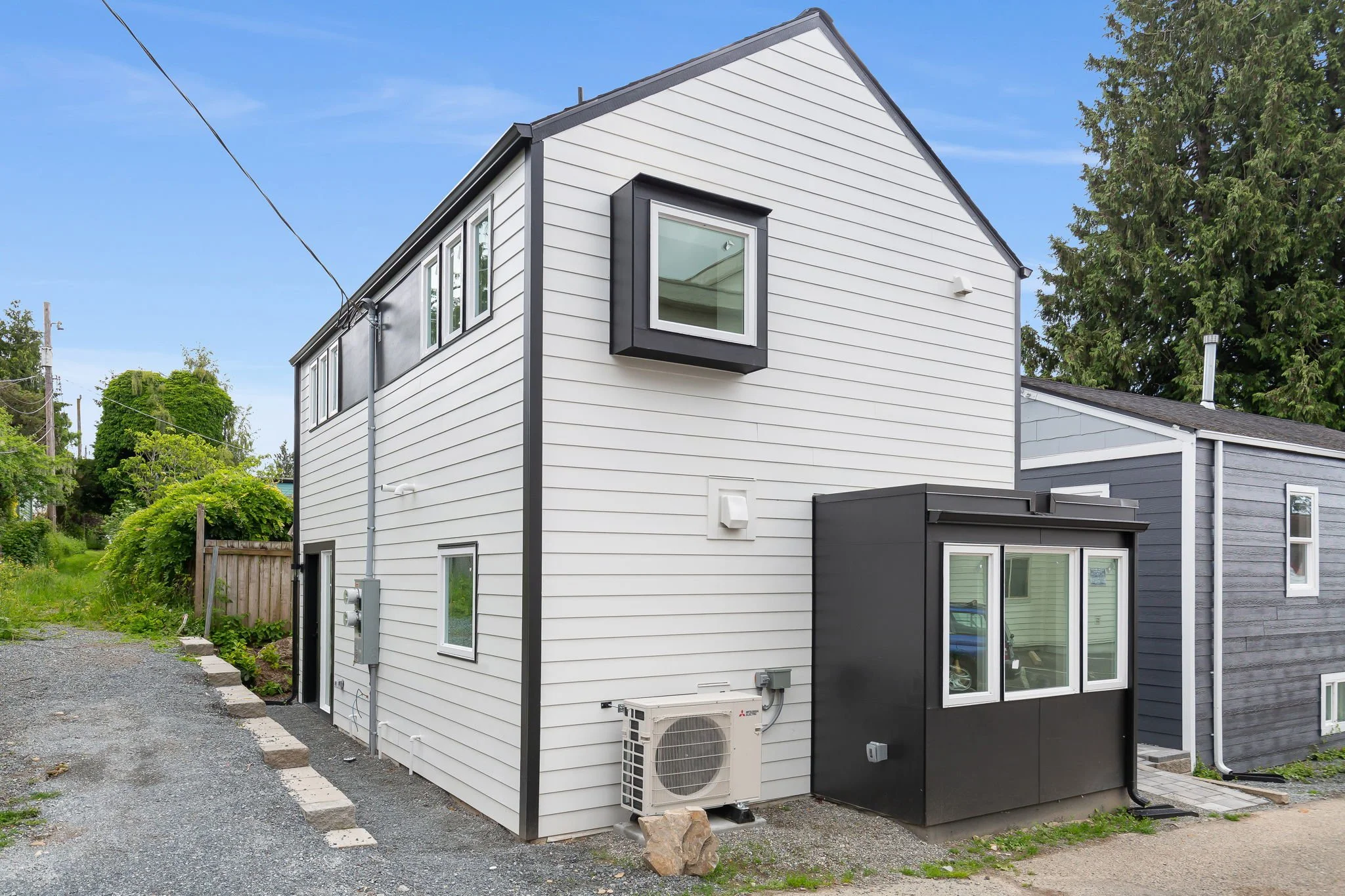 314 N 101st St, Seattle WA_0005.jpg