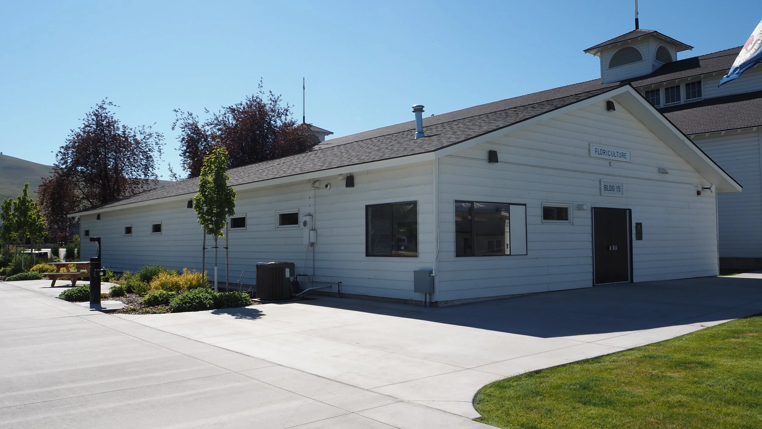 Floriculture Building (15)