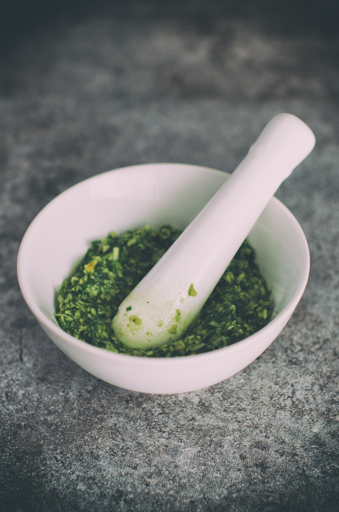 Hate tossing stems? Turn them into a delicious pesto you can use to dress up other refrigerator leftovers. It’s delicious slathered on veggies, sandwiches, noodles, and rice.