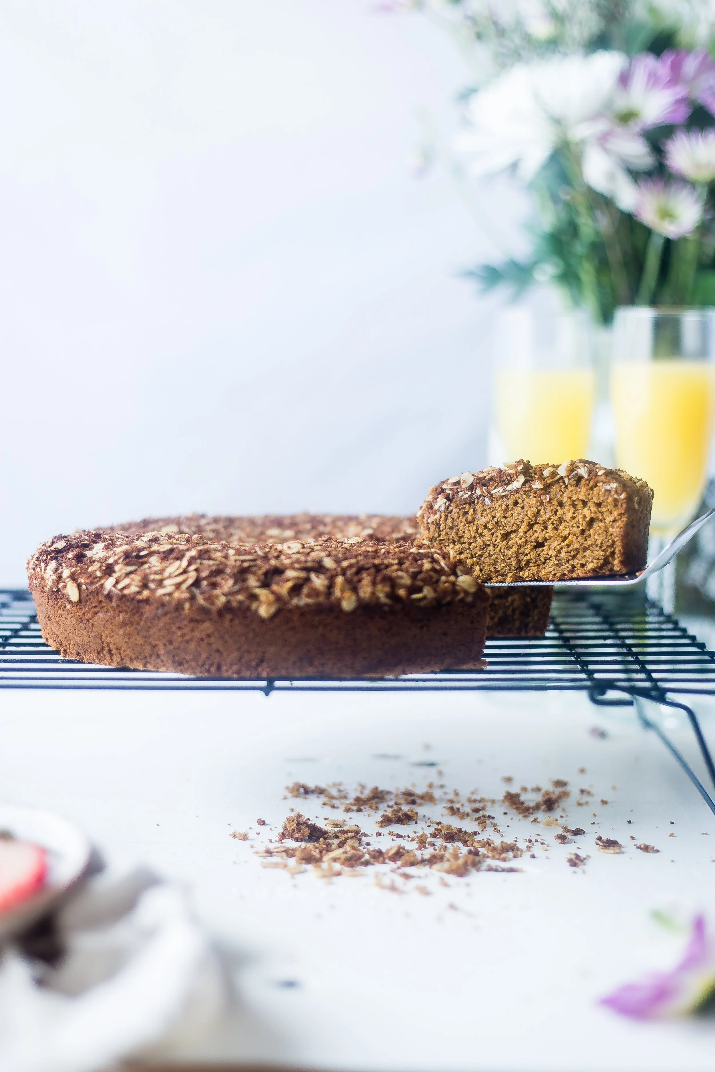 One of the best parts about coffee cake other than the way it makes your house smell when it is baking? The tender crumbly topping that should be heaped on top of each slice. This vegan coffee cake delivers with a cinnamon scented oat topping and a moist, flavorful cake base. So treat yourself to a little morning indulgence and warm up your kitchen with this easy cinnamon coffee cake.