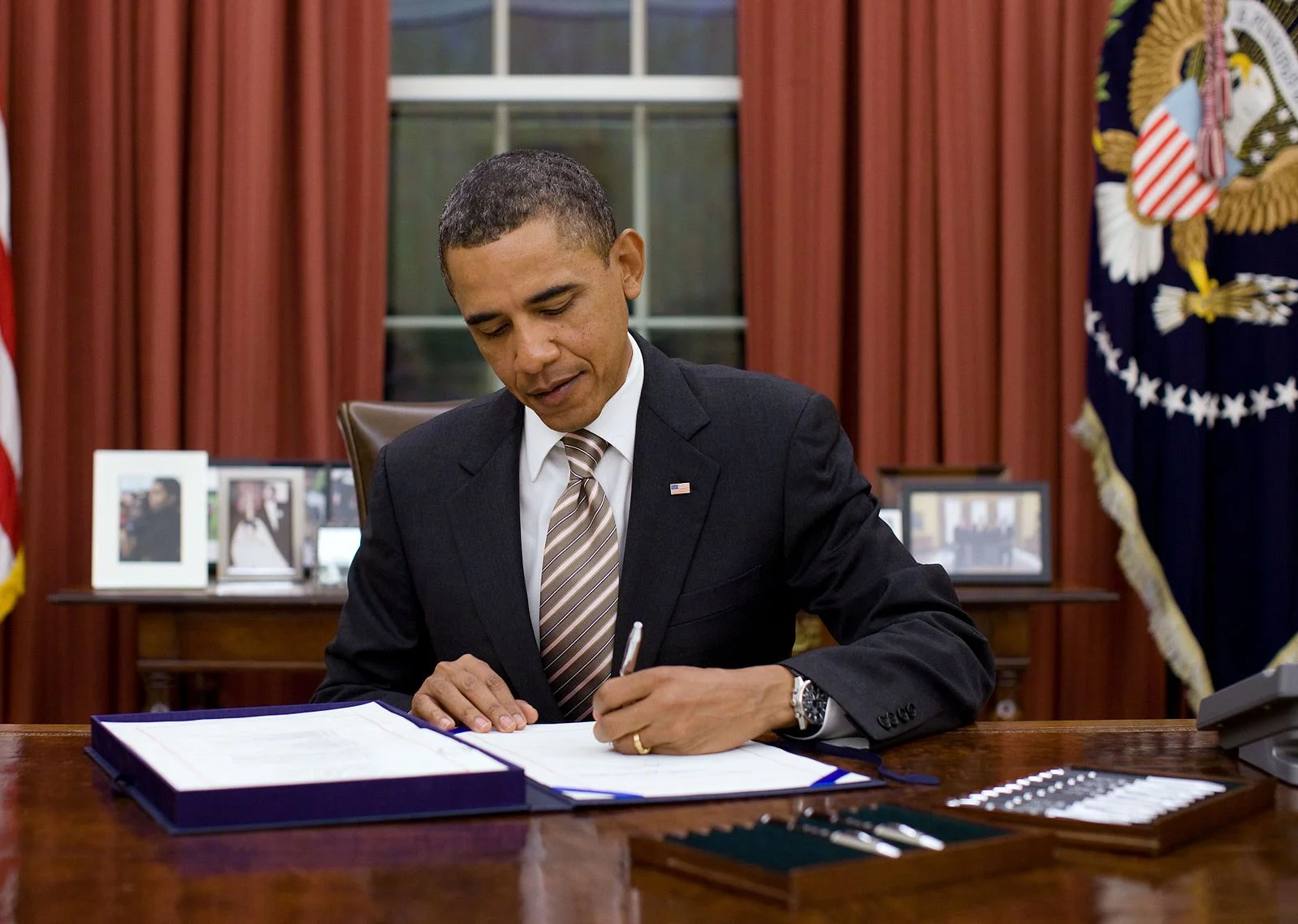 In 2011, President Obama signed The Food Safety Modernization Act (FSMA), the first major piece of federal legislation addressing food safety since 1938. Image source