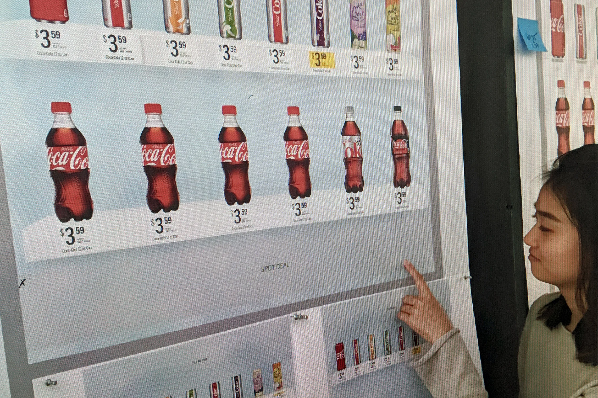 07 Prototyping and Testing Tested contents for legibility during multiple shopper scenarios