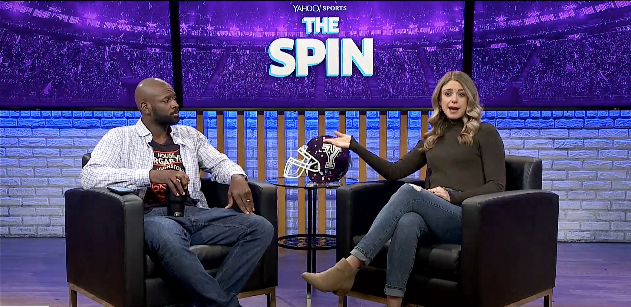 IS TOM BRADY BEING "TOM PETTY" BY REFUSING TO OFFER ADVICE TO JARED GOFF?!