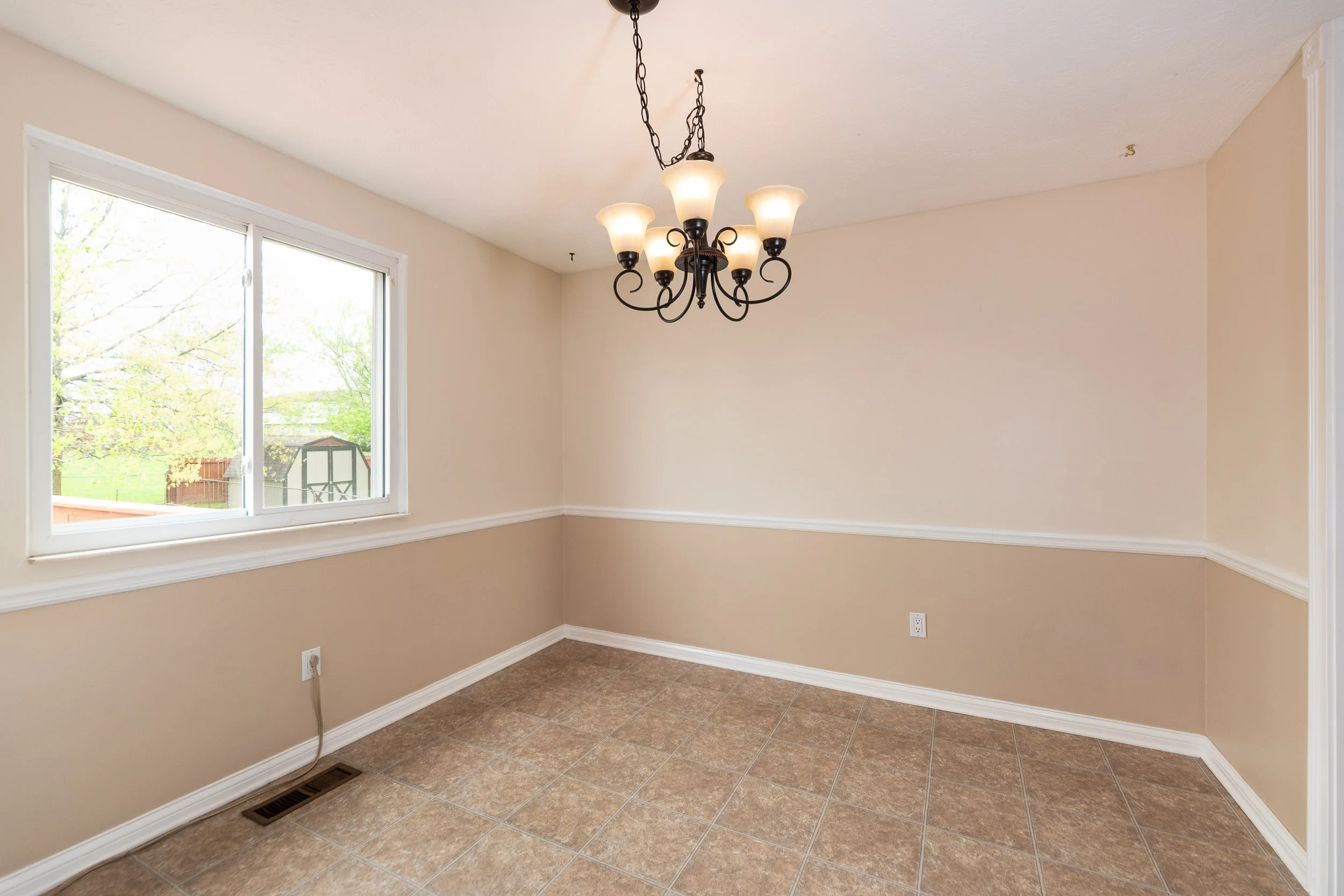 7921 Albritton Place_Kitchen and nook) (3).jpg