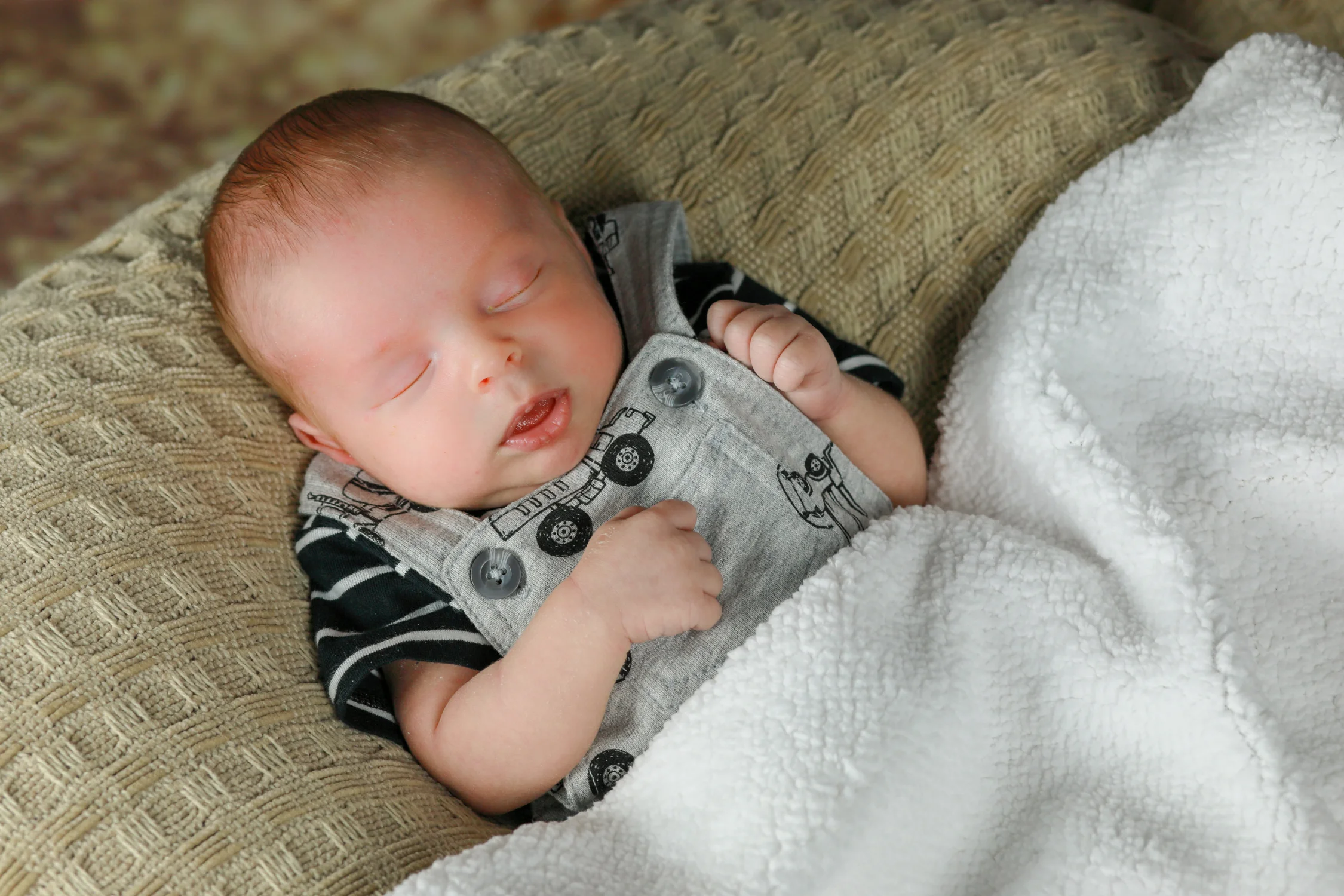 Zachary_William-1800.jpg