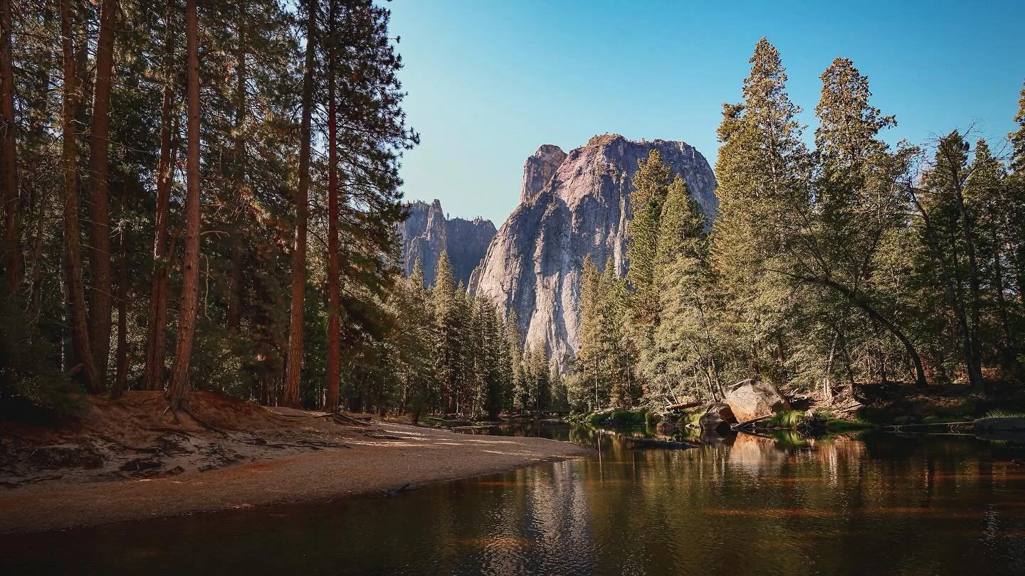 (Untitled)
Composition along the Merced River
Yosemite National Park, California
2024