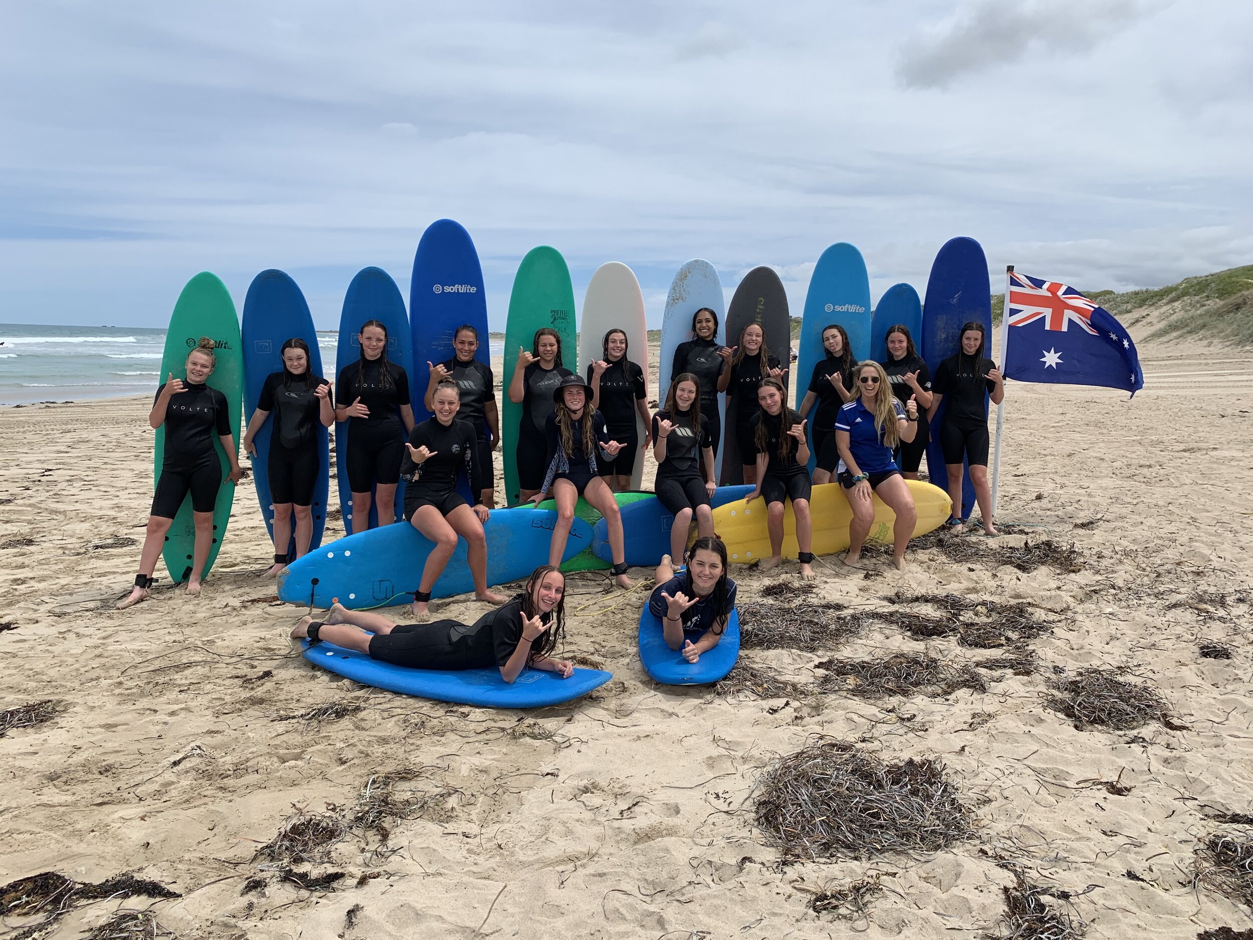 WEEKEND SURF PROGRAMS
