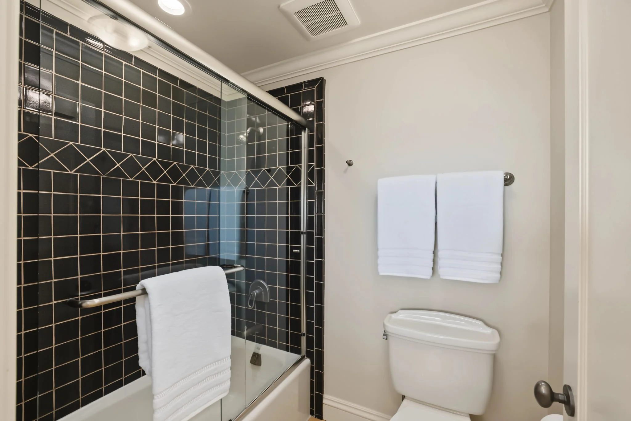 49-web-or-mls-9-francisco-vista-ct.jpeg