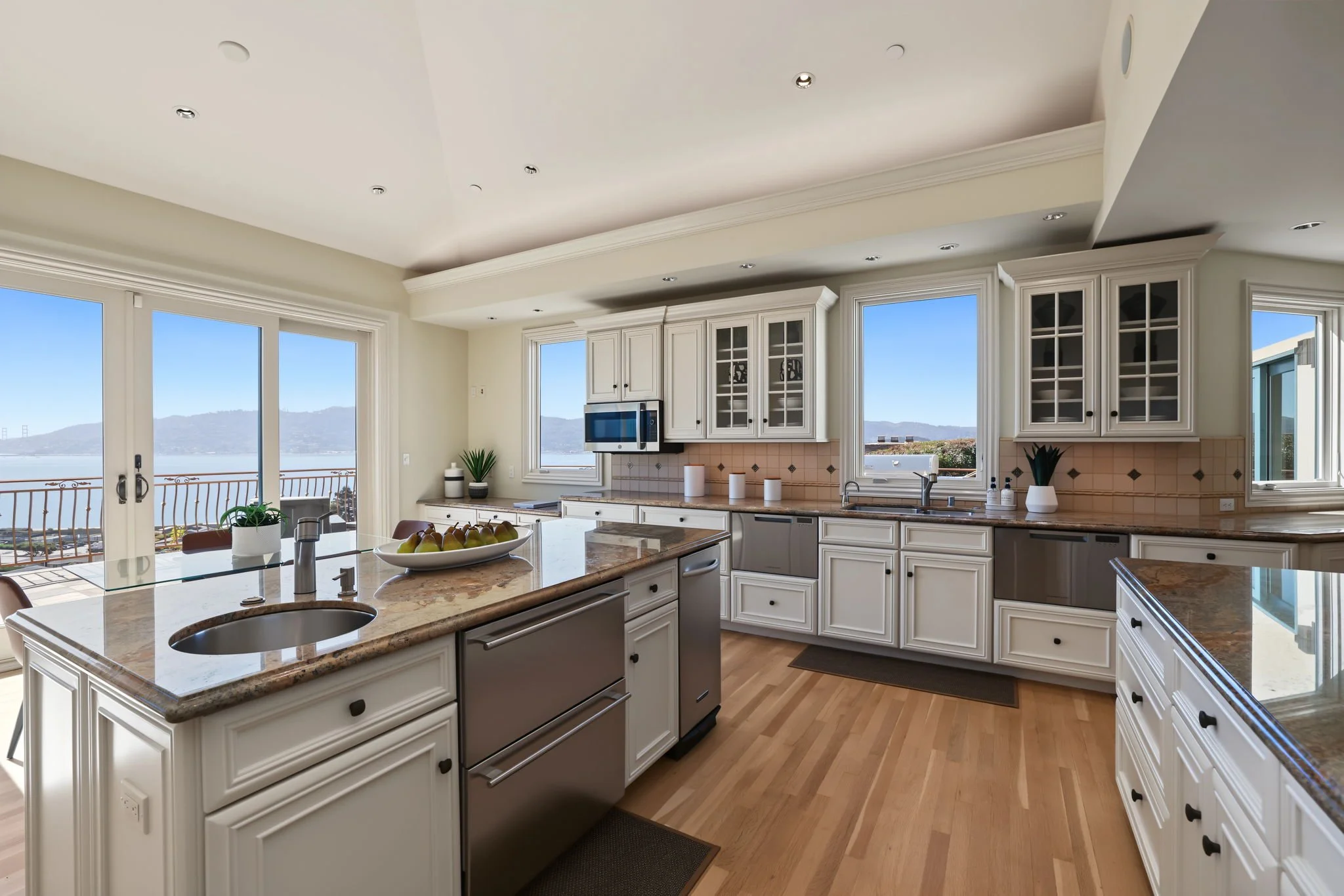 9-web-or-mls-9-francisco-vista-ct.jpeg