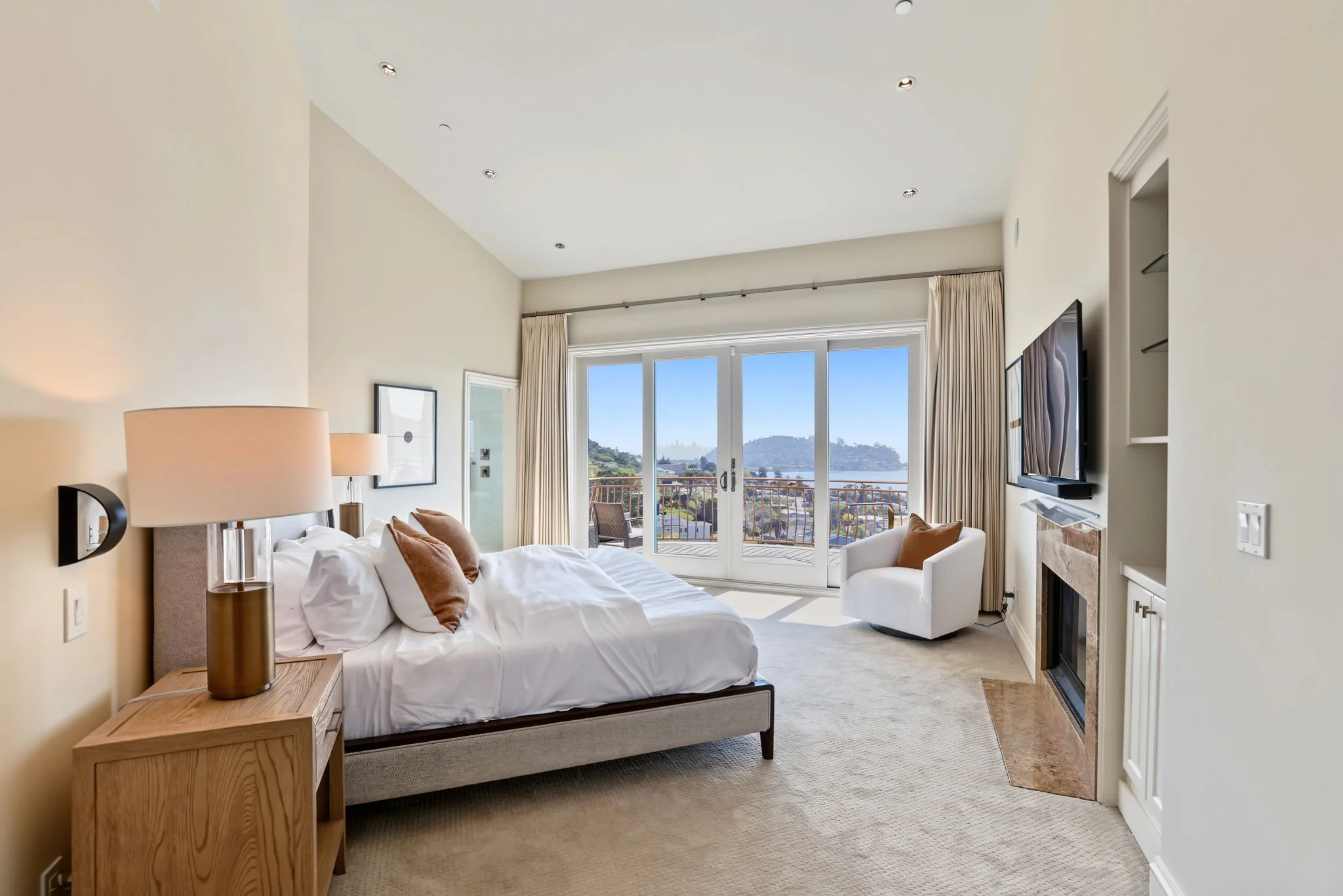 29-web-or-mls-9-francisco-vista-ct.jpeg
