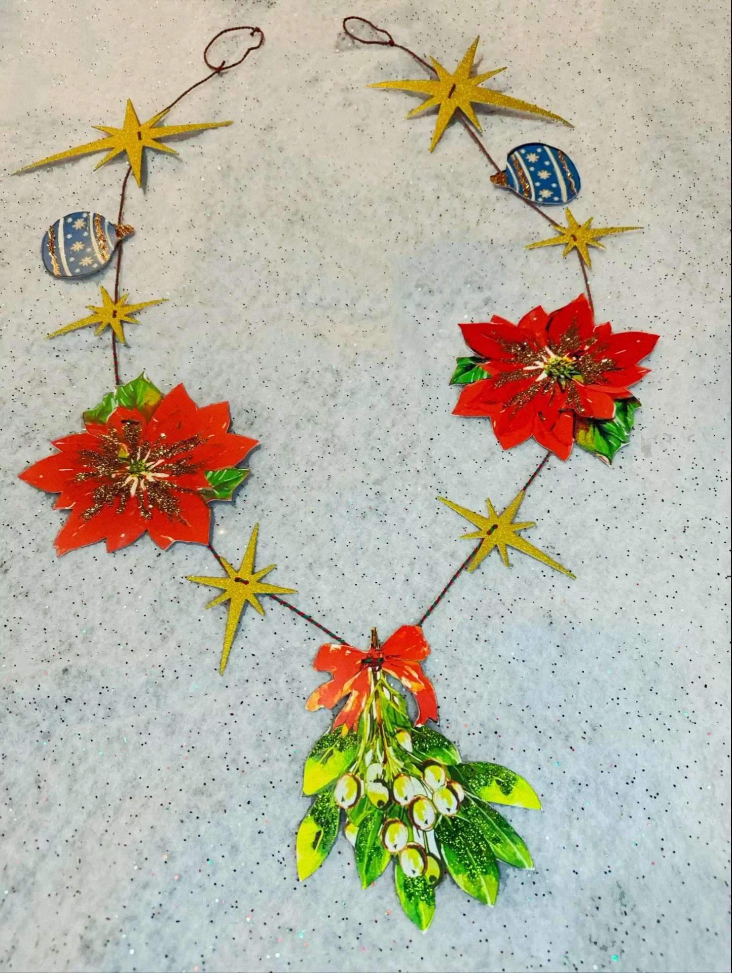 mistletoe ornament.jpg