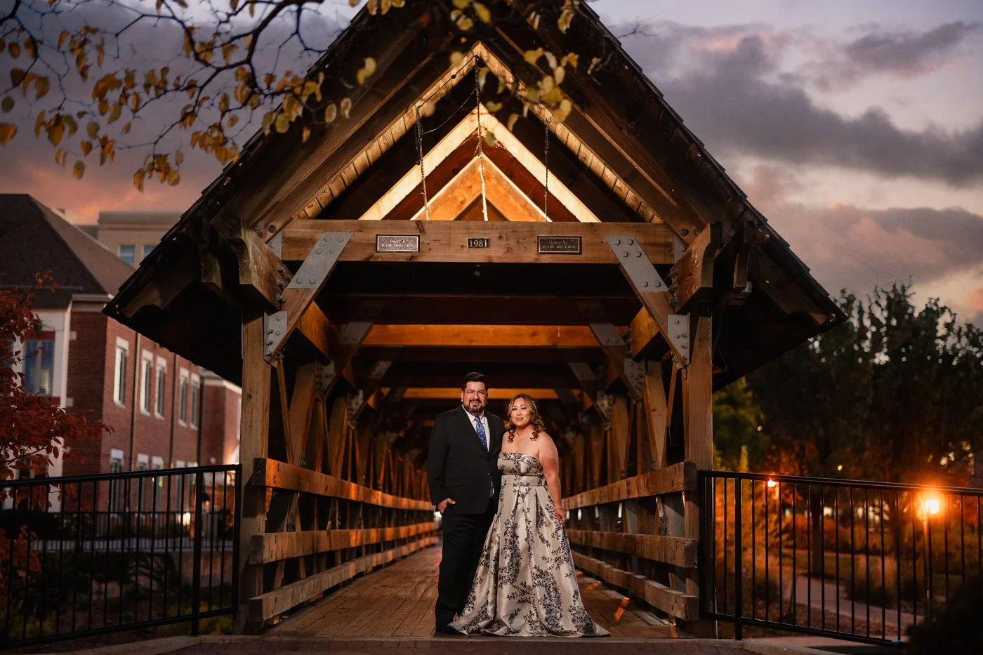 What a great night we had for Jane and Manny's engagement shoot! These two are so much fun and I'm looking forward to their wedding next year more than ever.

#naperville #engagement