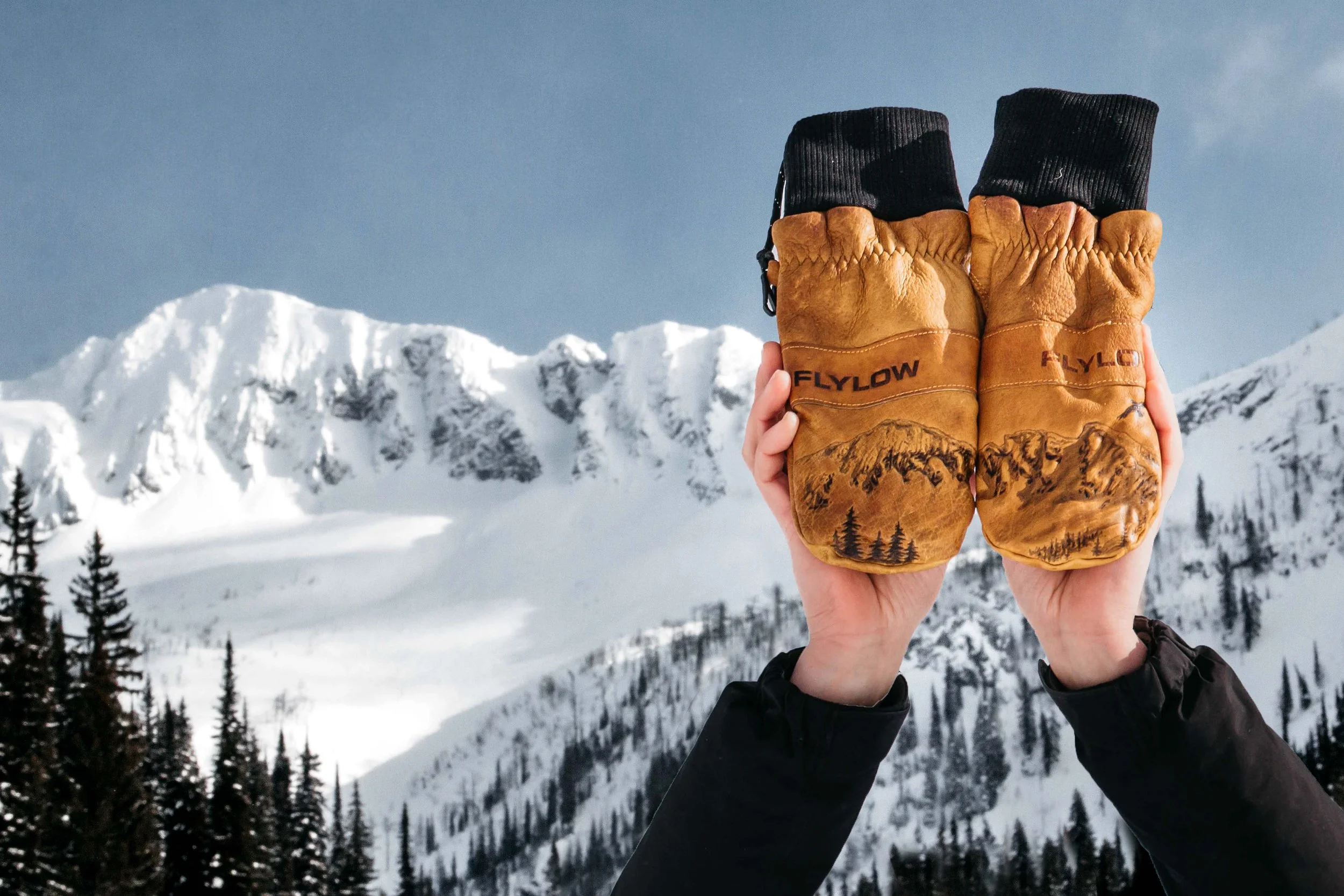 Flylow Mitts Ymir New Edited.jpg