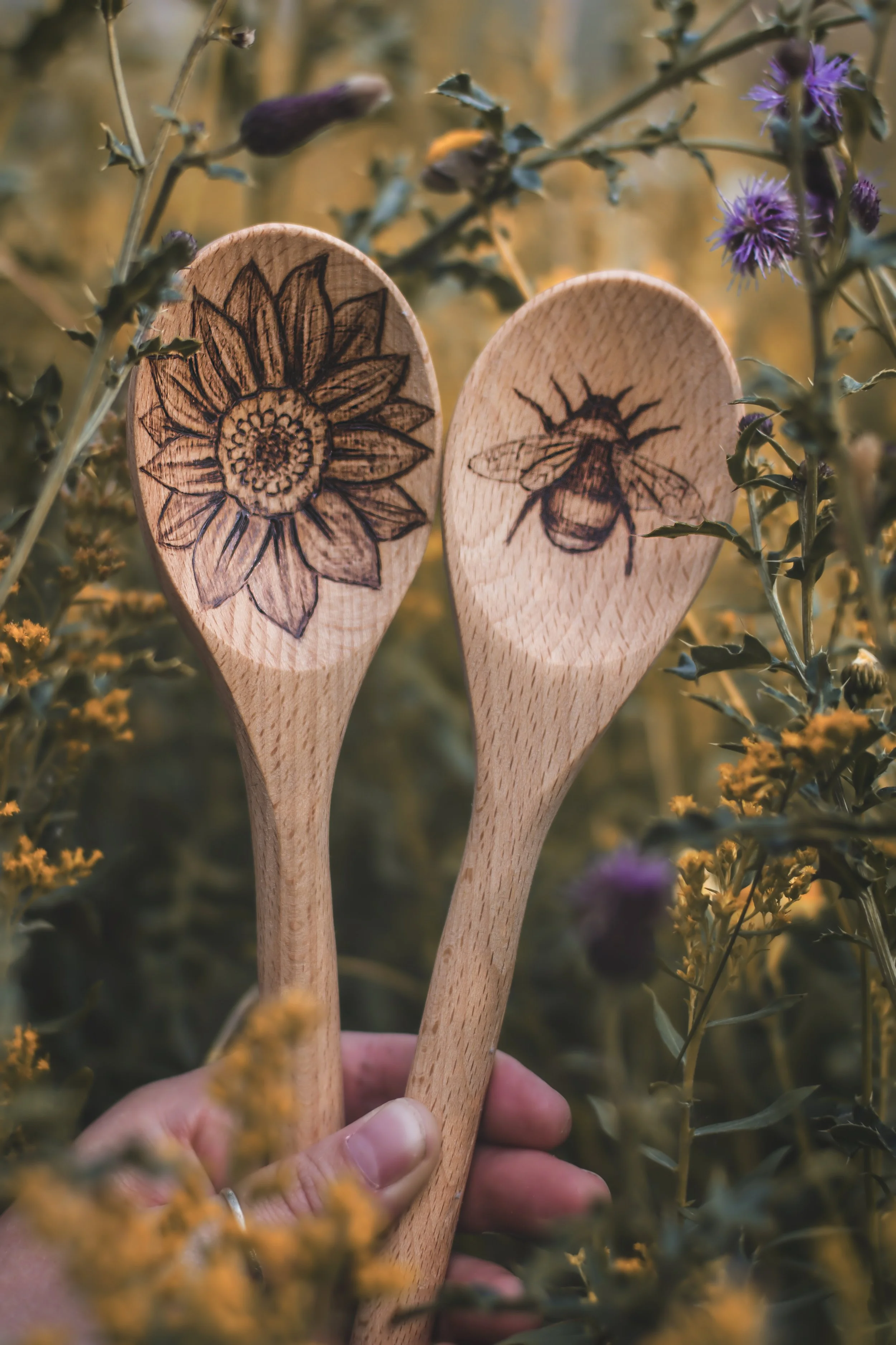 SpoonSetBee.jpg