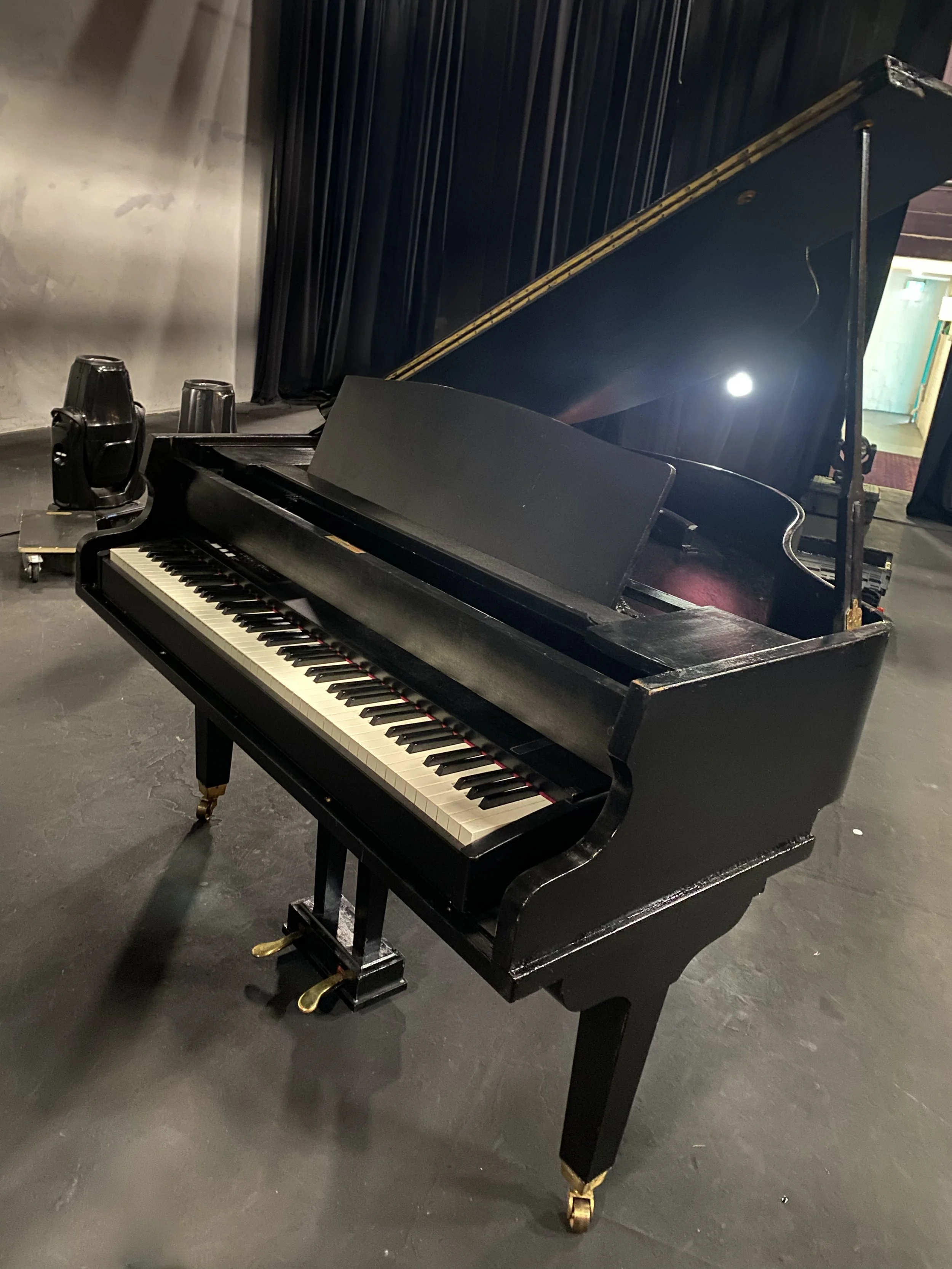 Baby grand piano shell available to hire