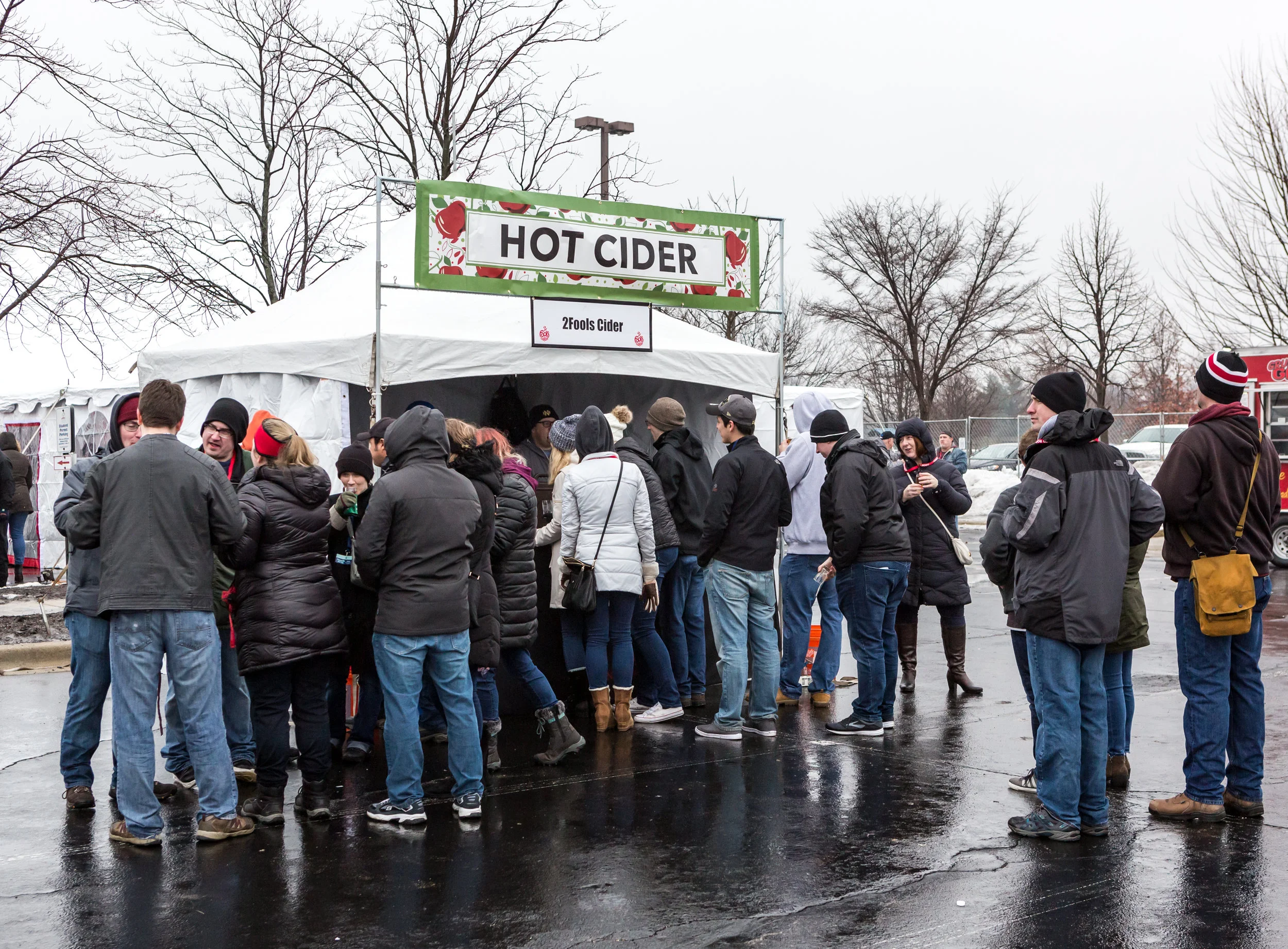 pdetphotography-loudogevents-napervillewinteralefest-2019 -67.jpg