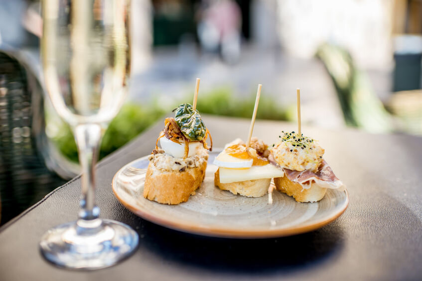 Eat Throw Go The Art Of Spanish Tapas The Etiquette Consultant Eat Throw Go The Art Of Spanish Tapas The Etiquette Consultant