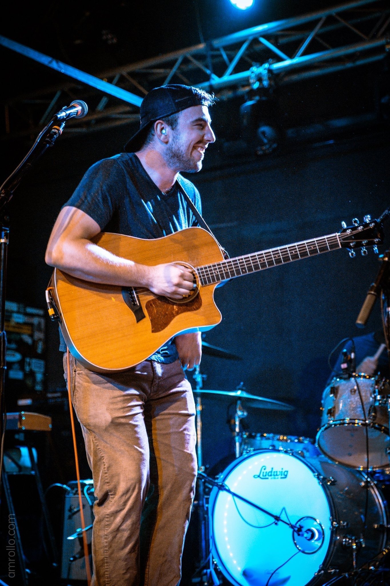 Live Music by Chris Ballerini