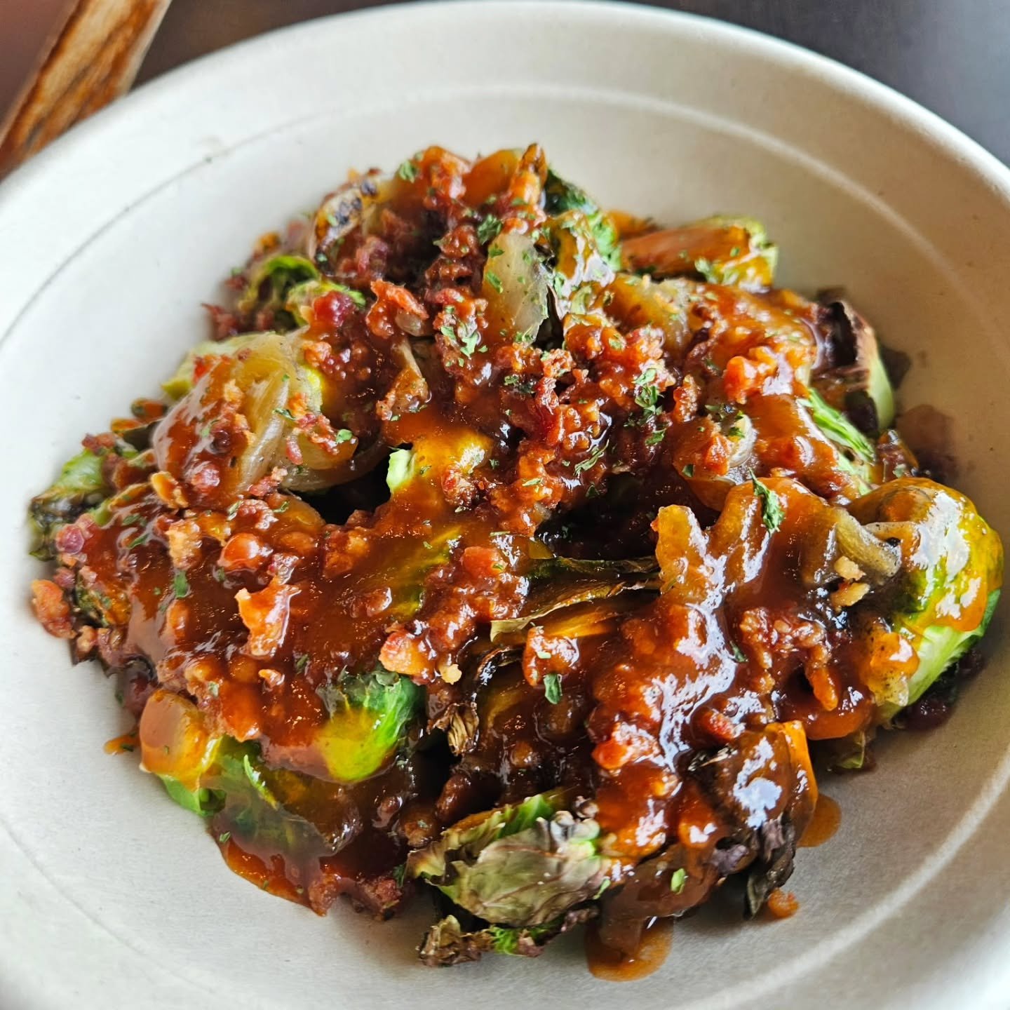 This Weeks Special from @homerootts! 

MAPLE SRIRACHA BRUSSELS 
Roasted brussels, caramelized onions, crumbled bacon, maple sriracha sauce

Beer: Maple Porter- 6.5%