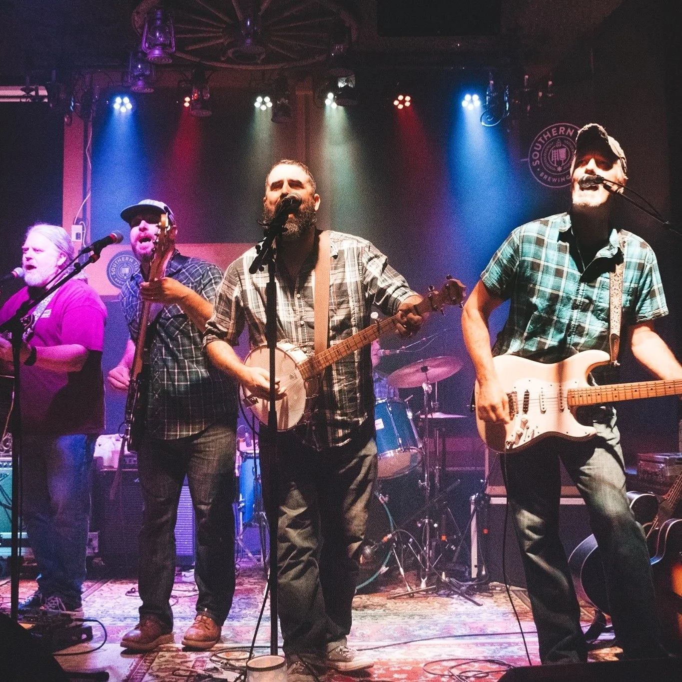 Live Music by Mountain Weekend