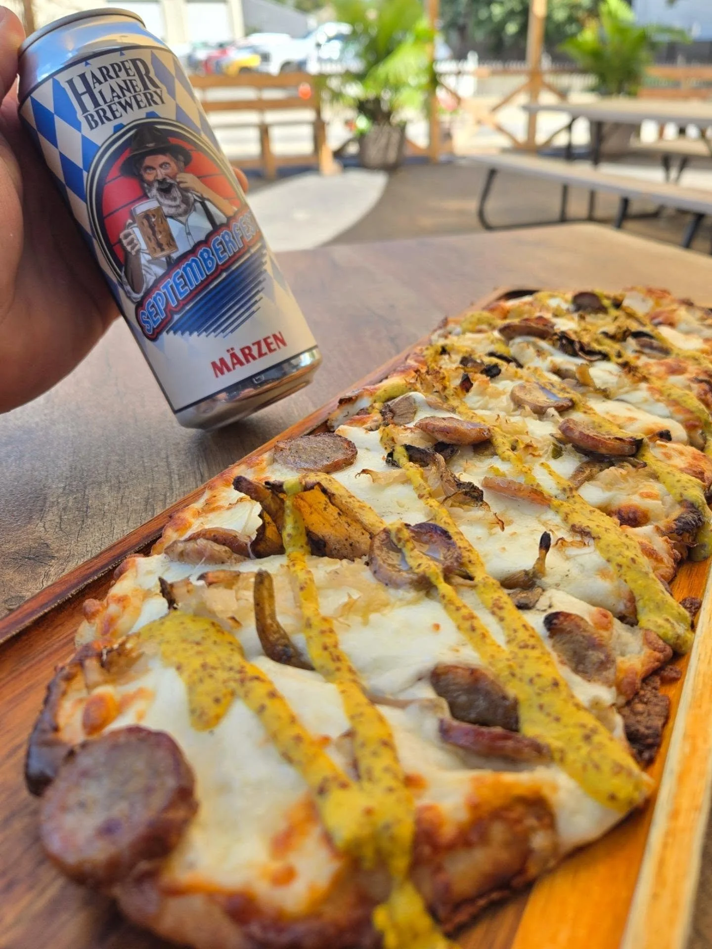 This weeks featured special from @homerootts!

BEER BRAISED BRATWURST FLATBREAD 

Beer cheese base, three-cheese blend, bratwurst sauerkraut, beer mustard drizzle.

Paired with Septemberfest of course!